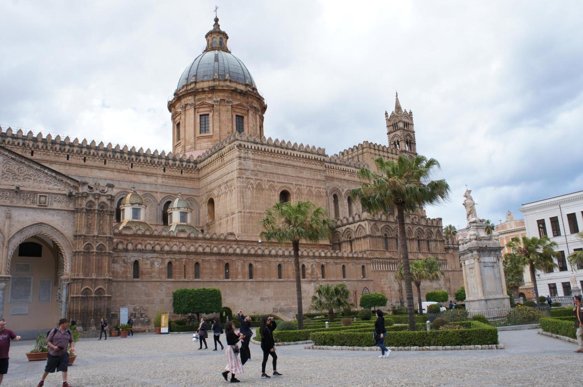 Cathedral Apartment Palermo Eksteriør billede